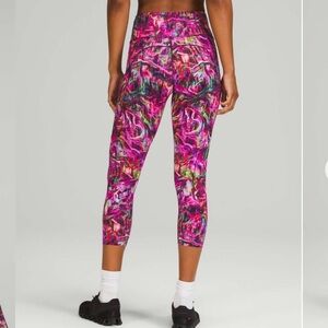 lululemon athletica Fast and Free HR Crop 23"-Hyper Flow Pink Multi-HAVE POCKETS